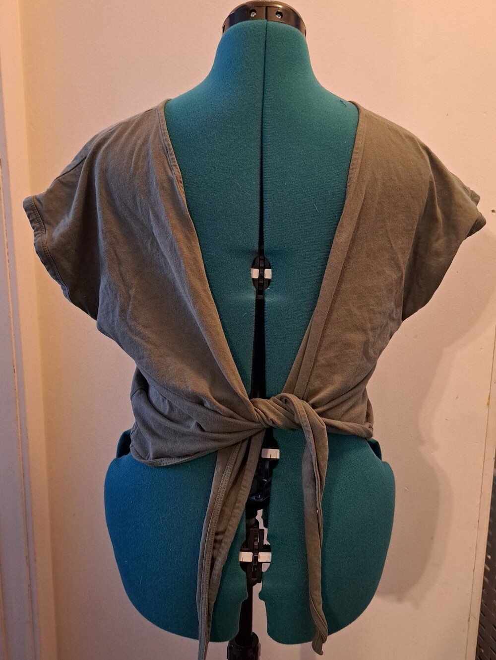 Open-Back Tie-Back Top in Olive Green